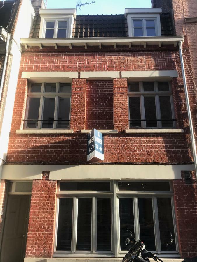 Charmant Appartement Au Coeur Du Vieux Lille Exterior photo